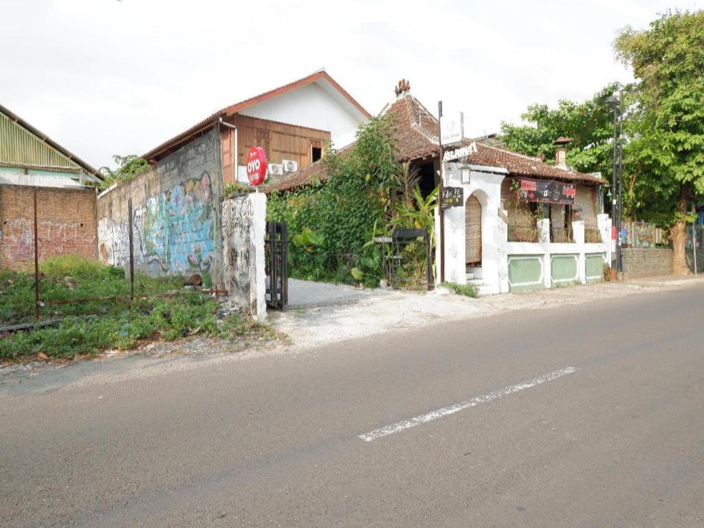 Hotel Oyo 4016 Tan Jokteng Yogyakarta