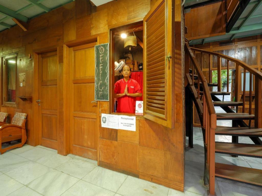Oyo 4016 Tan Jokteng Hotel